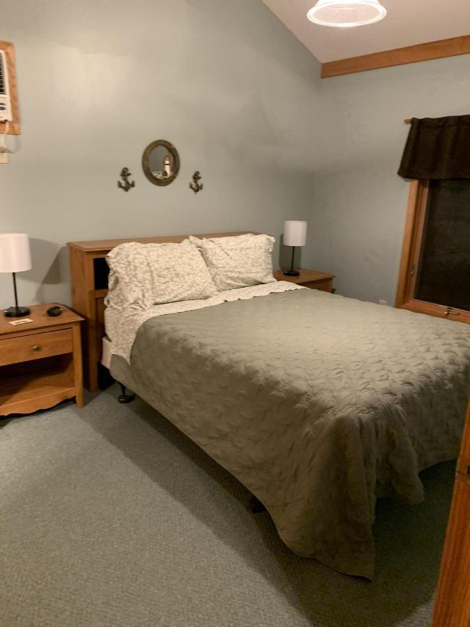 Woodland Lodging Apartment Bayfield Exterior photo