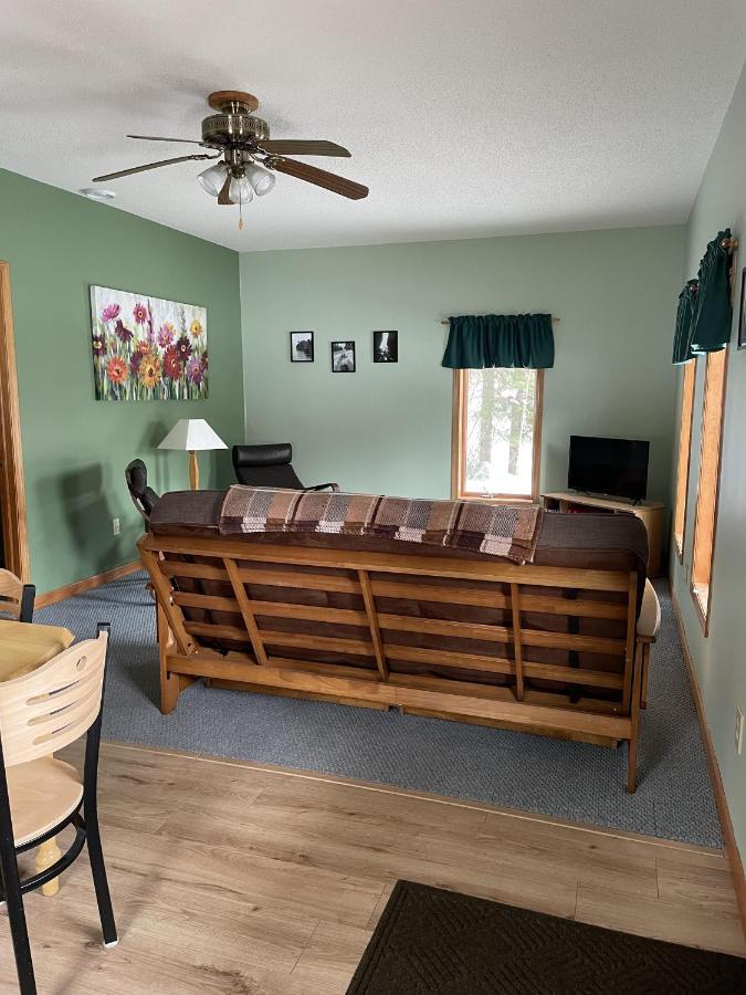 Woodland Lodging Apartment Bayfield Exterior photo