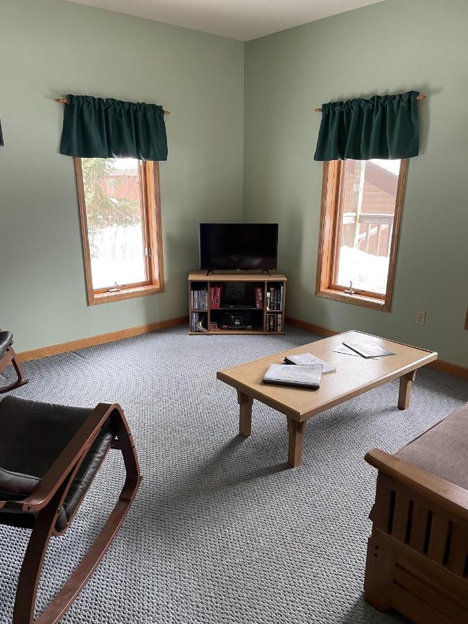 Woodland Lodging Apartment Bayfield Exterior photo