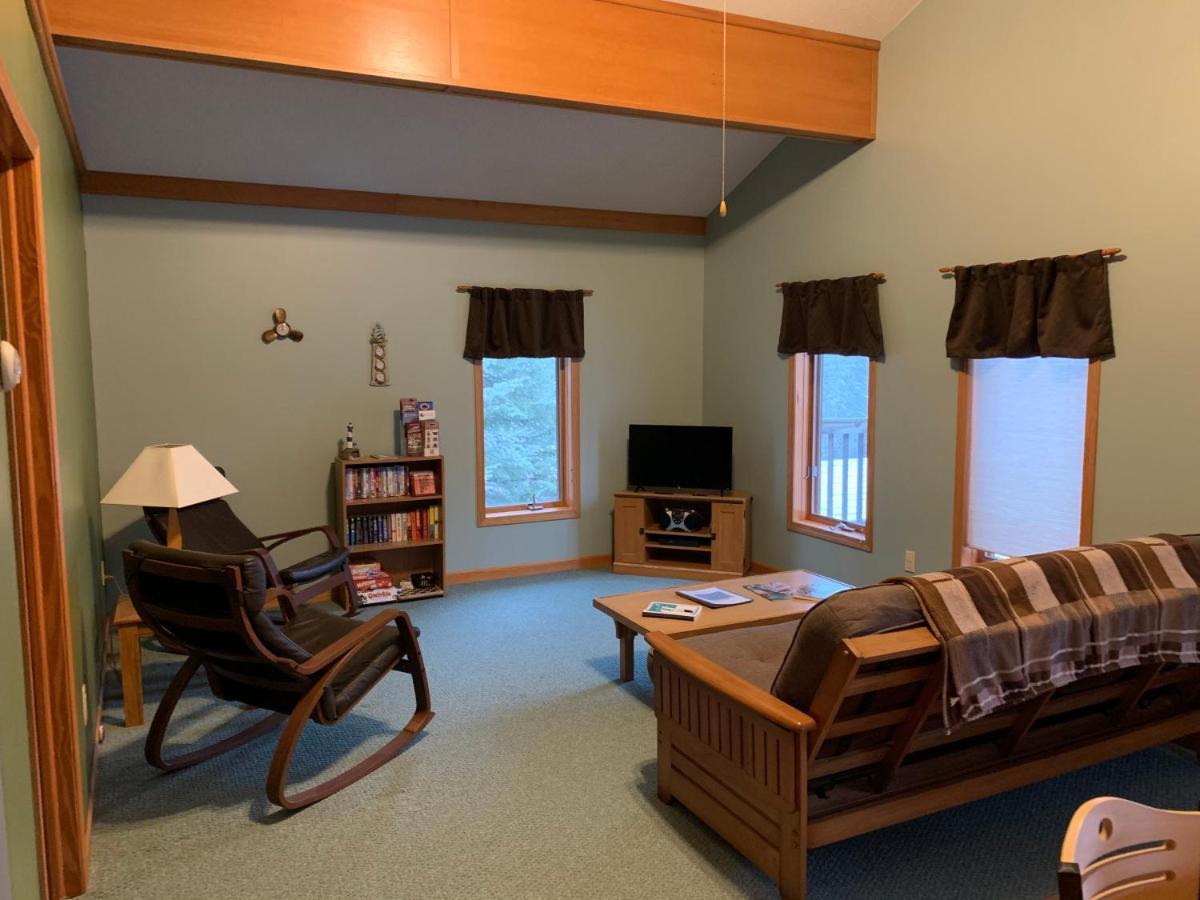 Woodland Lodging Apartment Bayfield Exterior photo