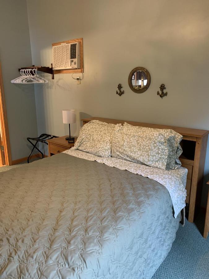 Woodland Lodging Apartment Bayfield Exterior photo