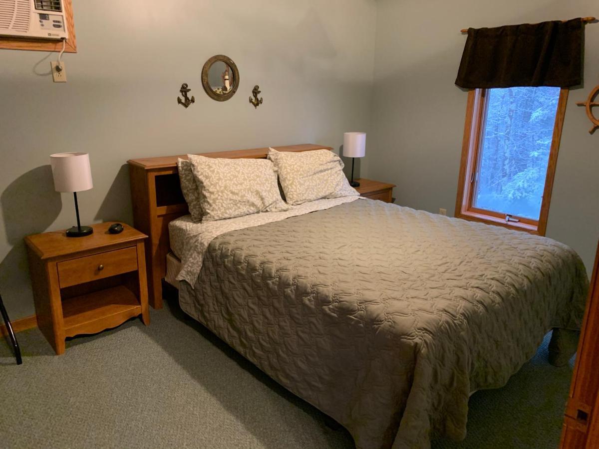 Woodland Lodging Apartment Bayfield Exterior photo