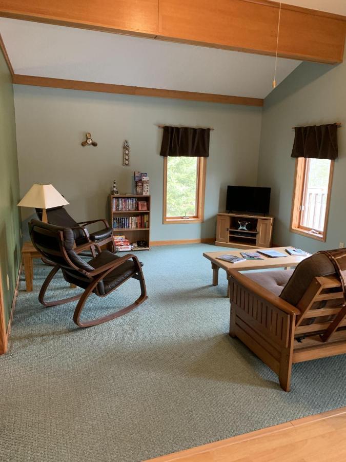 Woodland Lodging Apartment Bayfield Exterior photo